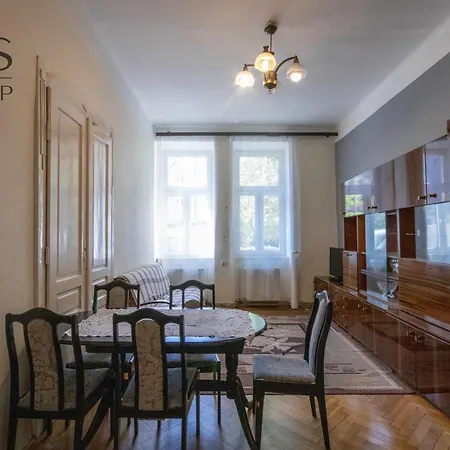 Lägenhet Klimatyczny Apartament W Samym Centrum Krakowa Kraków